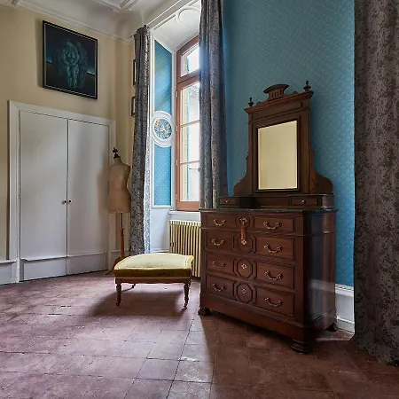 Maison D'art Apartment